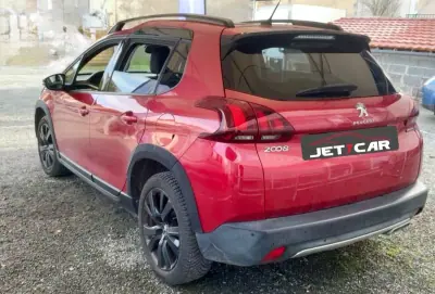 Peugeot 2008 2018 - 13490 EUR, 131632 km - AUTO.MOTO.pt - 131632km - foto 2 de 8