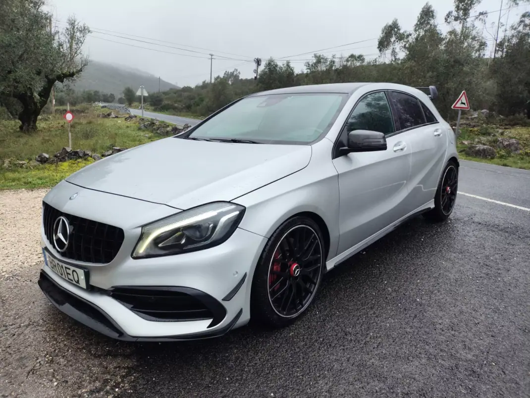 Mercedes-Benz A 45 AMG 2016 - 33500 EUR, 179200 km - AUTO.MOTO.pt - 179200km - foto 1 de 22