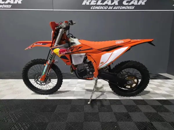 KTM SX 450 F 2024 - 12999 EUR, 0 km - AUTO.MOTO.pt - foto 4 de 14