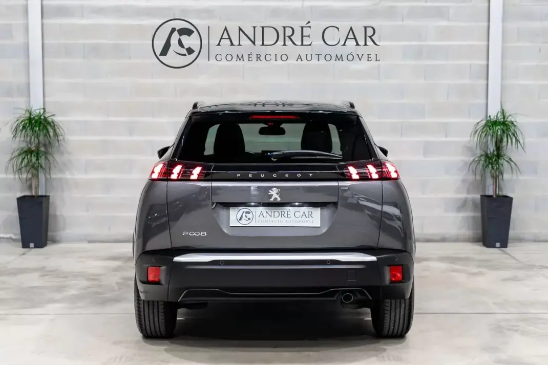 Peugeot 2008 2023 - 17450 EUR, 19220 km - AUTO.MOTO.pt - 19220km - foto 8 de 49