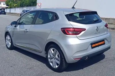 Renault Clio 2021 - 14990 EUR, 79170 km - AUTO.MOTO.pt - 79170km - foto 5 de 18