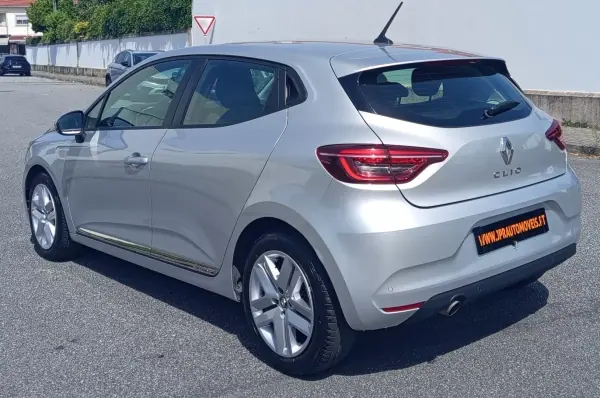 Renault Clio 2021 - 14990 EUR, 79170 km - AUTO.MOTO.pt - 79170km - foto 5 de 18