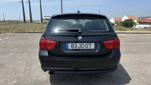 BMW 316 2010 - 7950 EUR, 250000 km - AUTO.MOTO.pt - 250000km - foto 6 de 20