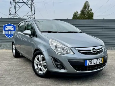 Opel Corsa 2011 - 6950 EUR, 212000 km - AUTO.MOTO.pt - 212000km - foto 2 de 19