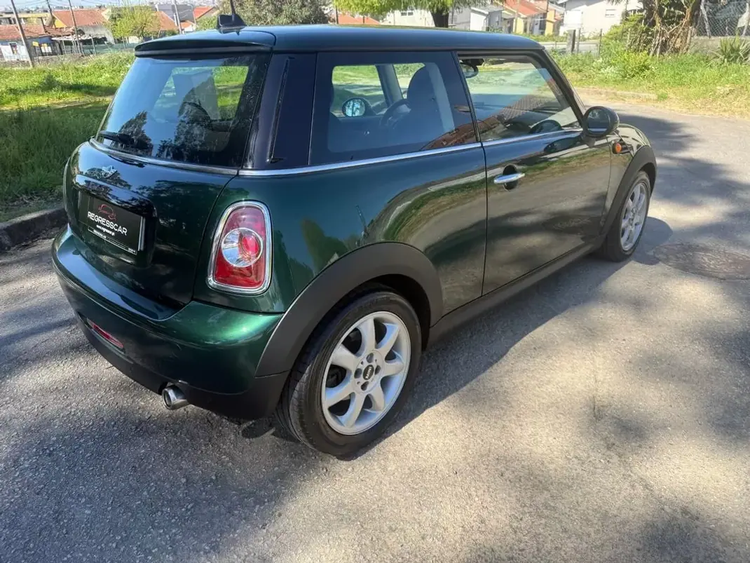 MINI Coupé 2013 - 8990 EUR, 199000 km - AUTO.MOTO.pt - 199000km - foto 4 de 23