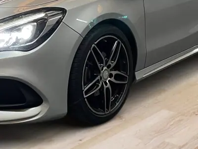 Mercedes-Benz CLA 180 2016 - 15950 EUR, 208726 km - AUTO.MOTO.pt - 208726km - foto 6 de 20