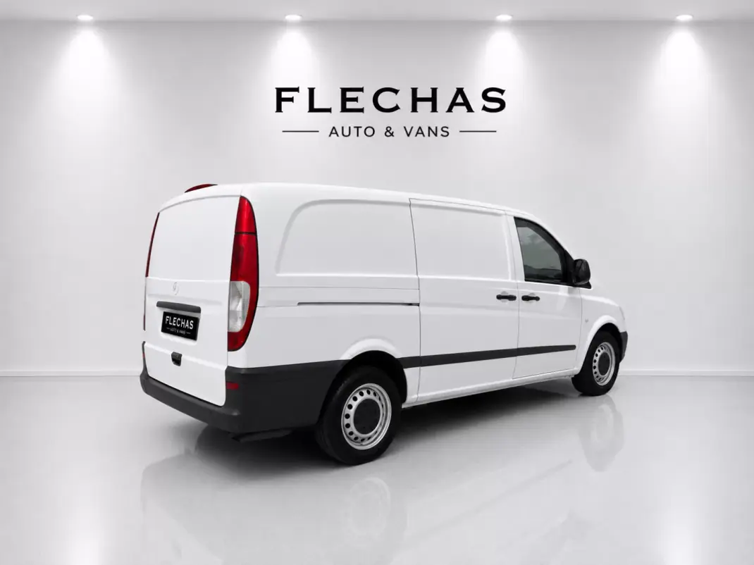 Mercedes-Benz 2009 - 10000 EUR, 265000 km - AUTO.MOTO.pt - 265000km - foto 2 de 12