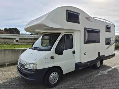 Fiat Ducato 2003 - 24897 EUR, 74000 km - AUTO.MOTO.pt - 74000km - foto 4 de 38