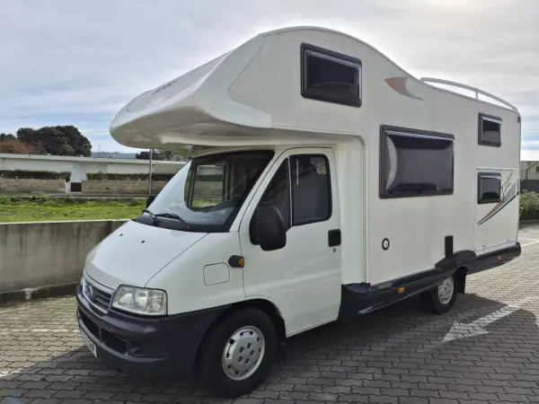 Fiat Ducato 2003 - 23799 EUR, 74000 km - AUTO.MOTO.pt - 74000km - foto 4 de 38