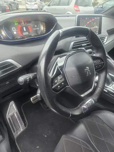 Peugeot 3008 2018 - 22950 EUR, 162300 km - AUTO.MOTO.pt - 162300km - foto 15 de 29