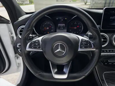 Mercedes-Benz C 200 2016 - 22990 EUR, 151000 km - AUTO.MOTO.pt - 151000km - foto 16 de 40