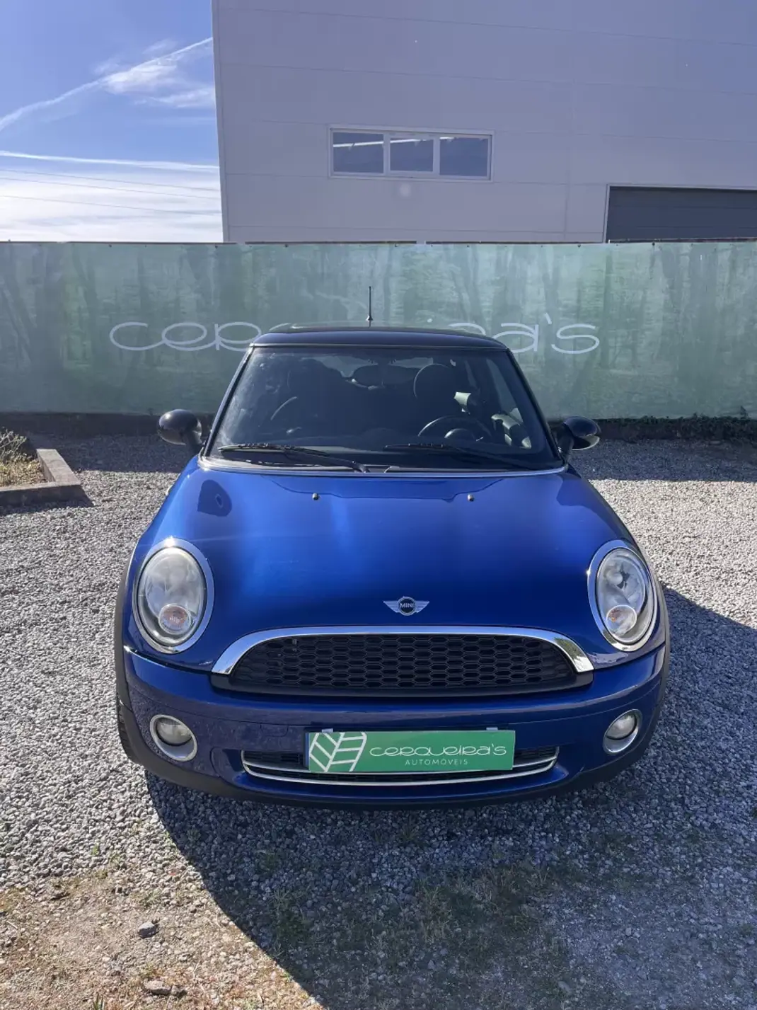 MINI Cooper 2009 - 8750 EUR, 117850 km - AUTO.MOTO.pt - 117850km - foto 1 de 8