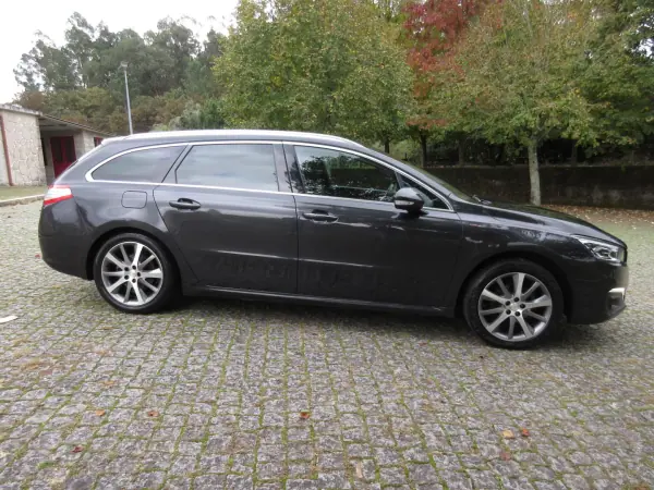 Peugeot 508 SW 2018 - 16990 EUR, 162000 km - AUTO.MOTO.pt - 162000km - foto 12 de 62