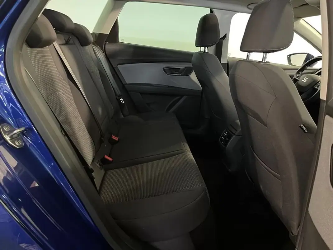 SEAT Leon ST 2018 - 11750 EUR, 195000 km - AUTO.MOTO.pt - 195000km - foto 17 de 35