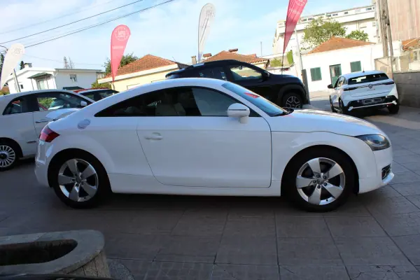 Audi TT Coupé 2014 - 15990 EUR, 211300 km - AUTO.MOTO.pt - 211300km - foto 4 de 22