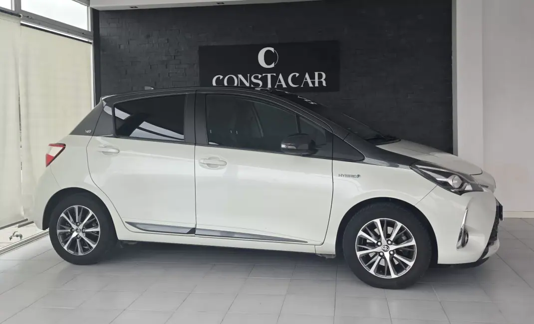 Toyota Yaris 2020 - 18950 EUR, 77356 km - AUTO.MOTO.pt - 77356km - foto 5 de 28