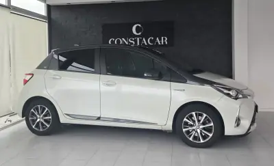 Toyota Yaris 2020 - 18950 EUR, 77356 km - AUTO.MOTO.pt - 77356km - foto 5 de 28