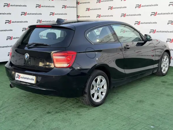 BMW 114 2013 - 9490 EUR, 121721 km - AUTO.MOTO.pt - 121721km - foto 6 de 17