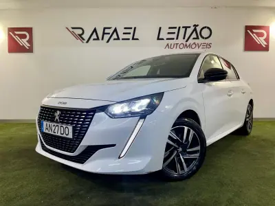 Peugeot 208 2021 - 13500 EUR, 146000 km - AUTO.MOTO.pt - 146000km - foto 1 de 33
