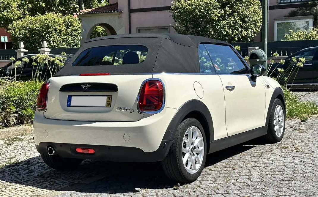 MINI Cooper 2018 - 18500 EUR, 48000 km - AUTO.MOTO.pt - 48000km - foto 5 de 28