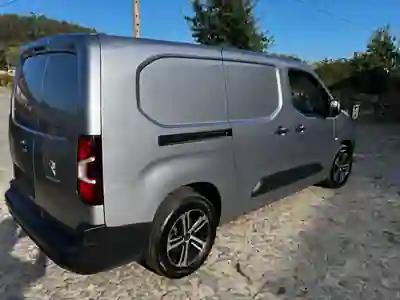 Peugeot Partner 2023 - 16500 EUR, 122000 km - 122000km - foto 5 de 8