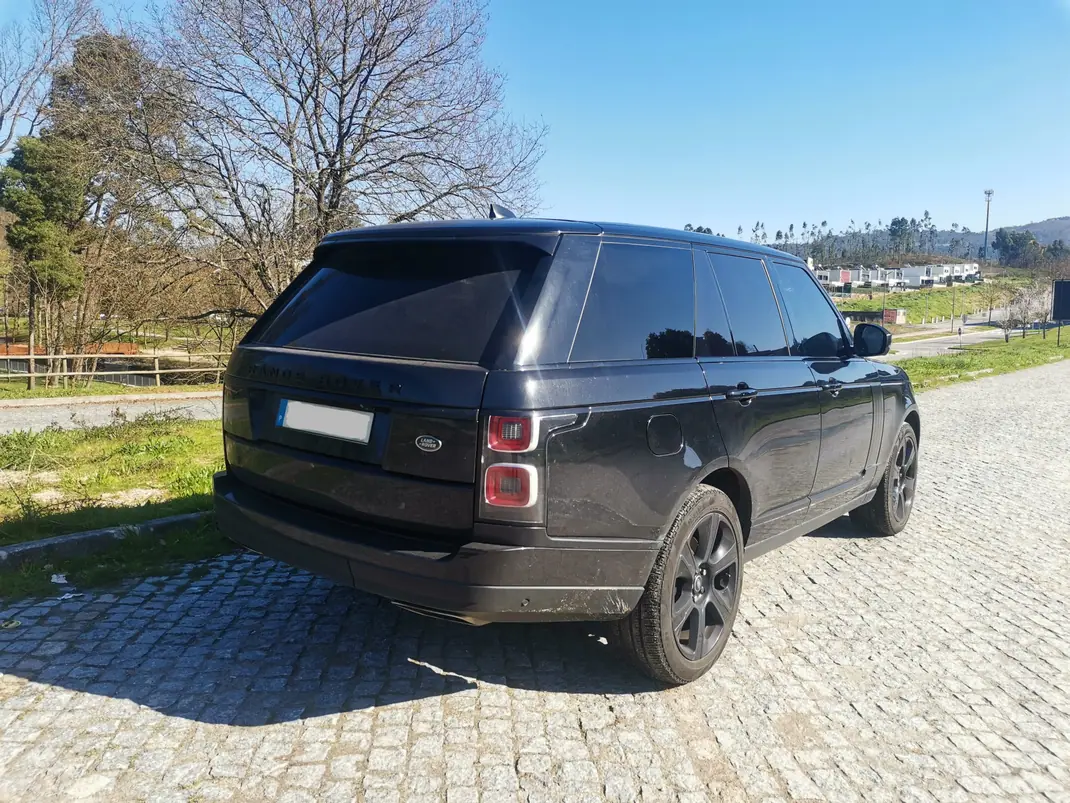 Land Rover Range Rover 2019 - 64900 EUR, 160000 km - AUTO.MOTO.pt - 160000km - foto 3 de 15