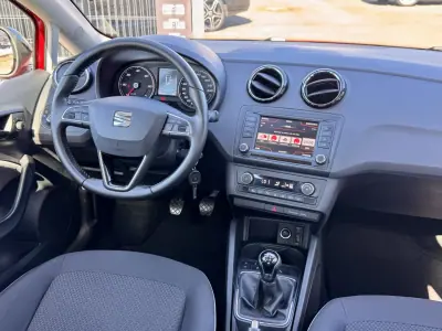 SEAT Ibiza 2016 - 9990 EUR, 185000 km - AUTO.MOTO.pt - 185000km - foto 10 de 20