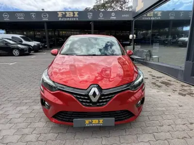 Renault Clio 2021 - 15900 EUR, 84992 km - AUTO.MOTO.pt - 84992km - foto 5 de 12
