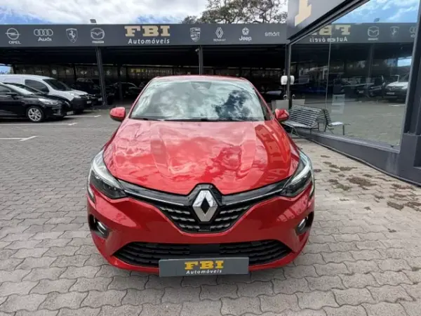 Renault Clio 2021 - 15900 EUR, 84992 km - AUTO.MOTO.pt - 84992km - foto 5 de 12