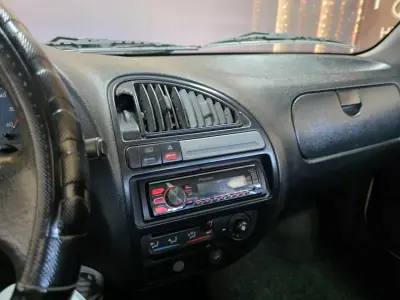 Citroën Saxo 2000 - 2450 EUR, 280000 km - AUTO.MOTO.pt - 280000km - foto 4 de 12