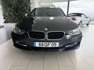BMW 318 2015 - 13250 EUR, 255290 km - AUTO.MOTO.pt - 255290km - foto 2 de 27