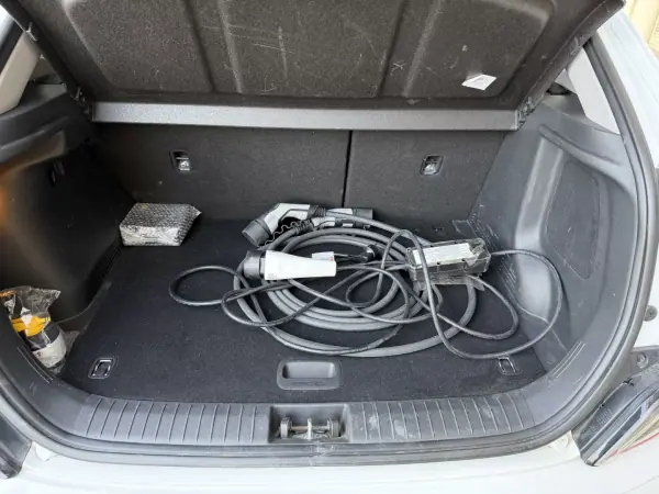 Hyundai Kauai 2022 - 22900 EUR, 81000 km - AUTO.MOTO.pt - 81000km - foto 7 de 19