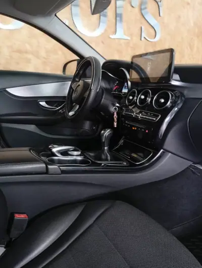 Mercedes-Benz C 180 2016 - 18950 EUR, 177676 km - AUTO.MOTO.pt - 177676km - foto 12 de 19