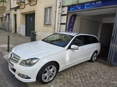 Mercedes-Benz C 200 2012 - 263748km