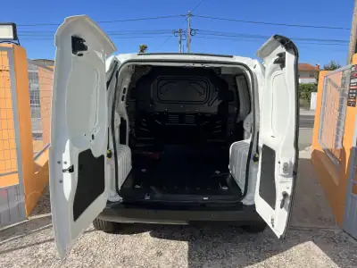 Fiat Fiorino 1.3 M-Jet Adventure 2020 - 9990 EUR, 159960 km - AUTO.MOTO.pt - 159960km - foto 19 de 20