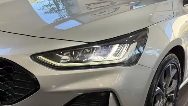 Ford Focus SW 2022 — foto 3 de 30