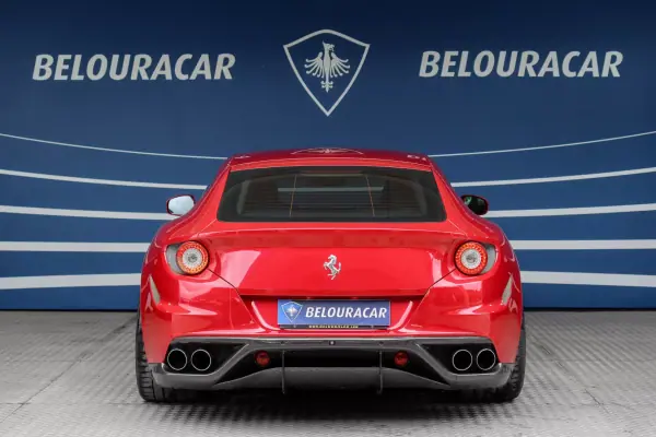 Ferrari FF 2013 - 245000 EUR, 33494 km - AUTO.MOTO.pt - 33494km - foto 5 de 26