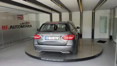 Mercedes-Benz C 180 2017 - 19900 EUR, 83139 km - AUTO.MOTO.pt - 83139km - foto 17 de 53