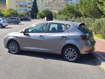 SEAT Ibiza 2015 - 8480 EUR, 179000 km - AUTO.MOTO.pt - 179000km - foto 11 de 36