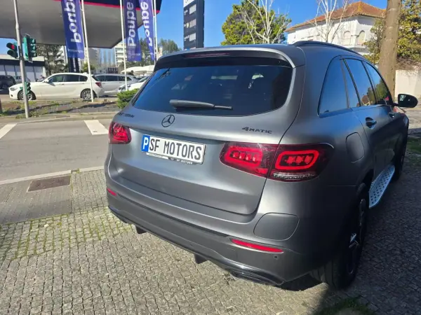 Mercedes-Benz GLC 300 2021 - 42480 EUR, 138000 km - AUTO.MOTO.pt - 138000km - foto 17 de 60