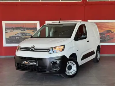Citroën BERLINGO 1.5 BlueHDi 100 S&S Club M 2022 - 15990 EUR, 92798 km - AUTO.MOTO.pt - 92798km - foto 2 de 19