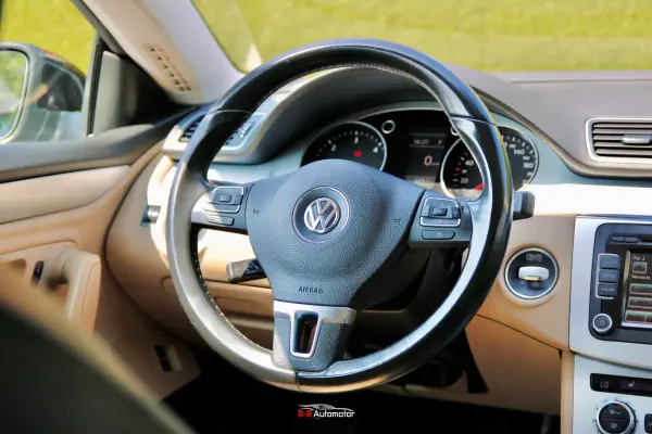 Volkswagen Passat CC 2012 - 16700 EUR, 140000 km - AUTO.MOTO.pt - 140000km - foto 24 de 40