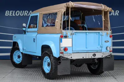 Land Rover Defender 2002 - 75000 EUR, 144875 km - AUTO.MOTO.pt - 144875km - foto 4 de 21