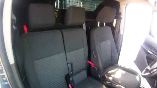 Ford Transit Connect 2019 - 14750 EUR, 81705 km - AUTO.MOTO.pt - 81705km - foto 2 de 26