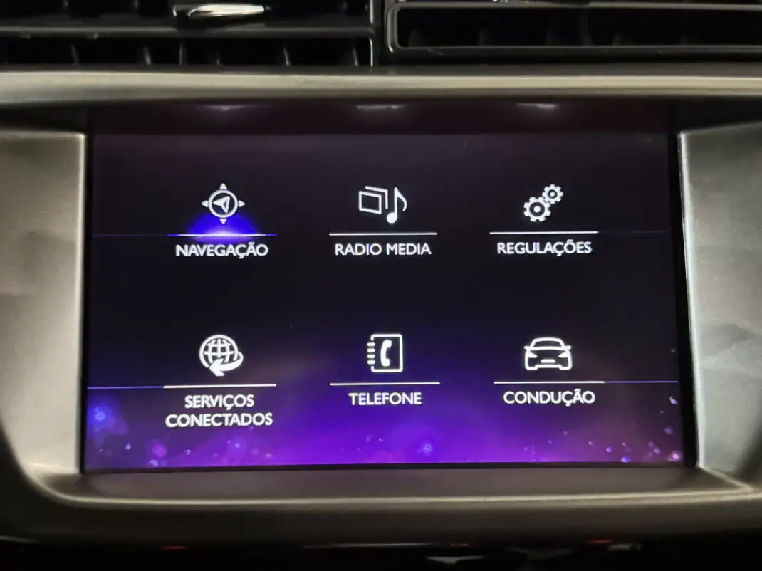 DS 3 CABRIO 2018 - 12900 EUR, 133595 km - 133595km - foto 18 de 39