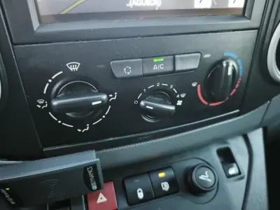 Citroën 2018 - 11374 EUR, 160909 km - AUTO.MOTO.pt - 160909km - foto 22 de 34