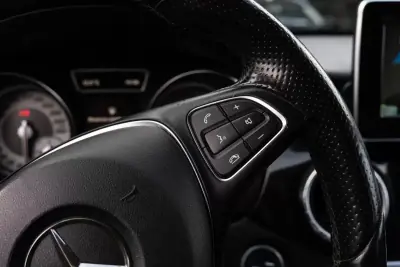 Mercedes-Benz CLA 180 2015 - 15900 EUR, 242000 km - AUTO.MOTO.pt - 242000km - foto 23 de 26