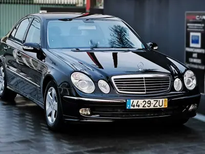 Mercedes-Benz E 220 2005 - 10950 EUR, 175000 km - AUTO.MOTO.pt - 175000km - foto 16 de 43