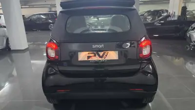 Smart Fortwo Cabrio 2021 - 14990 EUR, 68000 km - 68000km - foto 16 de 27