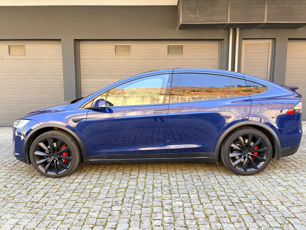 Tesla Model X 2018 - 36300 EUR, 176000 km - 176000km - foto 7 de 15